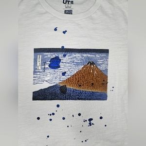 Vintage Uniqlo Hokusai Blue Tee size L